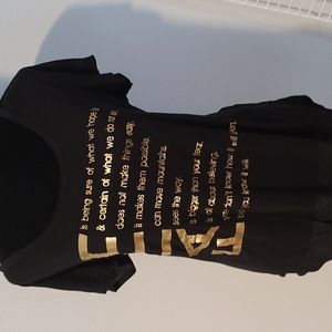 Face Kisses Faith classic women t-shirt